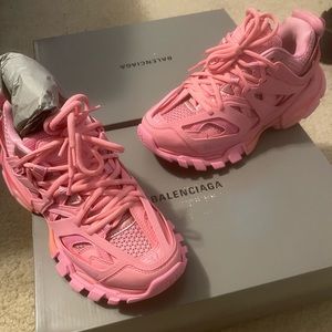 Womens Balenciaga Sneaker Size 37